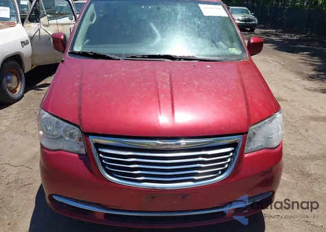 2016 Chrysler Town & Country Touring z USA, uszkodzony, nr VIN 2C4RC1BG3GR197986